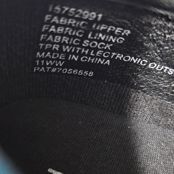 TORRID Women's Slip on Canvas Sneakers Black 11WW - Picture 5 of 5